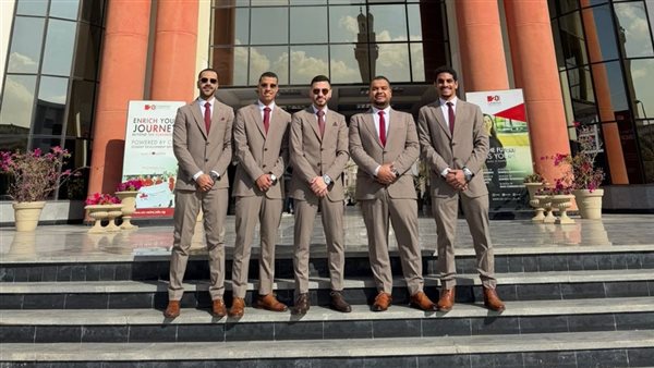 طلاب كلية الهندسة