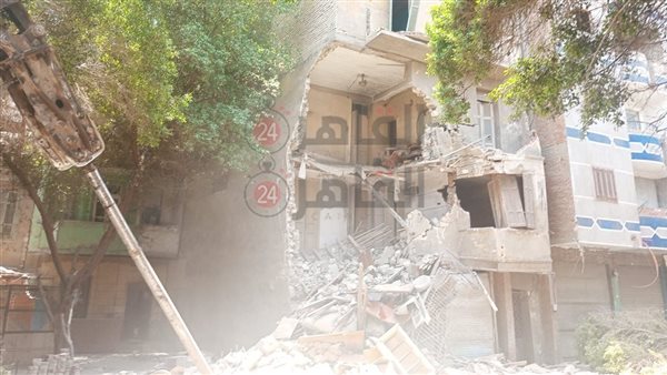 إزالة عقار آيل للسقوط