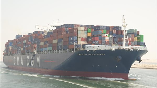 قناة السويس 