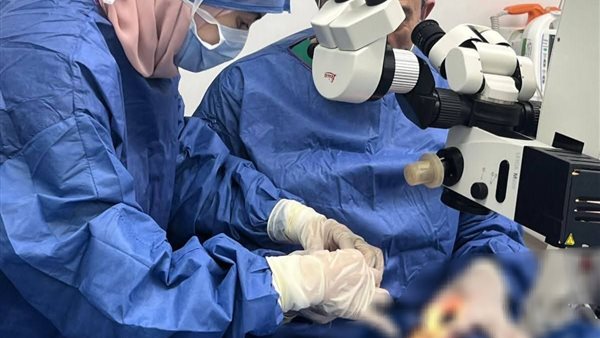 جانب من إجراء العملية