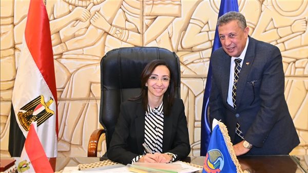 محافظ البحيرة