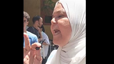 الطلاب بصمجية.. ولية أمر تشكو من نظام البابل شيت بالثانوية العامة بعد امتحان العربي