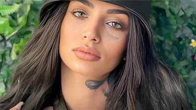 إعلان قاتل.. القصة الكاملة لوفاة ممثلة برازيلية شهيرة بعد خضوعها لعملية تجميل