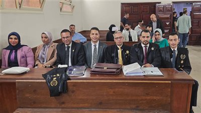 وصول هيئة الدفاع عن تلميذ مدرسة الكرمة إلى محكمة جنايات دمنهور