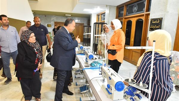 محافظ أسيوط