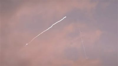 إطلاق صواريخ من إيران على إسرائيل في مناطق واسعة شمالًا وجنوبًا