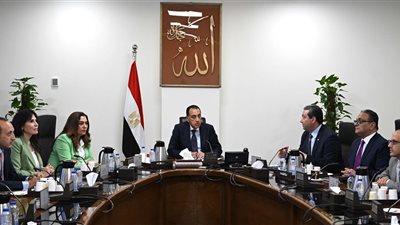 رئيس الوزراء يتابع موقف تنفيذ المشروعات والفرص الاستثمارية بدمياط