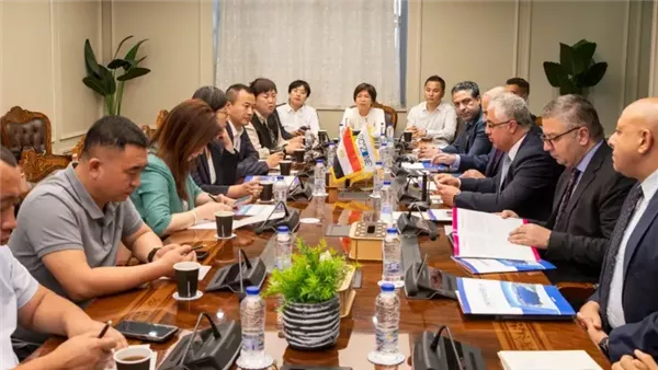 خلال اللقاء