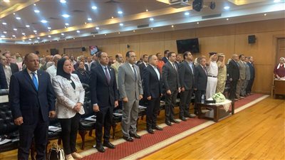 إحالة 4 مسئولين للتحقيق لتغيبهم عن اجتماع المجلس التنفيذي ببورسعيد