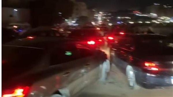 إغلاق أكبر الشوارع