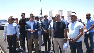 وزير الإسكان يوجه بتكثيف الأعمال بأبراج شرق المنطقة الشاطئية بالعلمين 