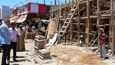 في جولة مفاجئة بمنطقة السيل.. محافظ أسوان يوجه بوقف أي أعمال بناء تؤدي لتشوهات بصرية