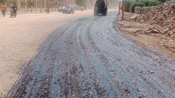 جانب من أعمال الرصف