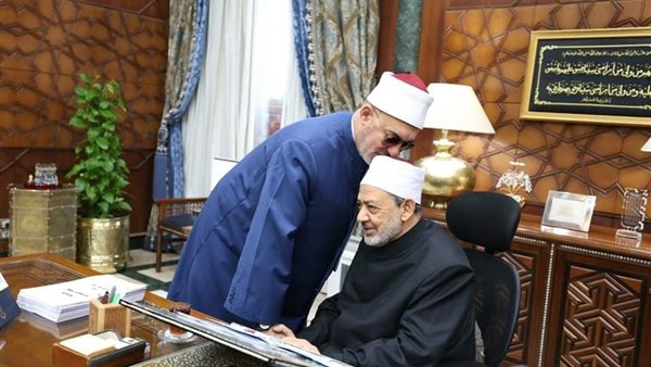 الدكتور أحمد الطيب