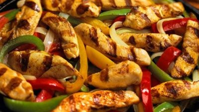 طريقة عمل فاهيتا الدجاج في المنزل بنفس طعم المطاعم المشهورة