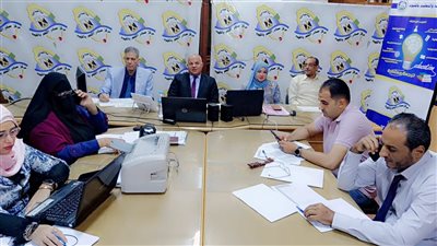 مدير تعليم الفيوم يتابع امتحانات الثانوية العامة في مادة اللغة الإنجليزية من غرفة العمليات الرئيسية