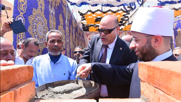 وزيرا الأوقاف والعمل