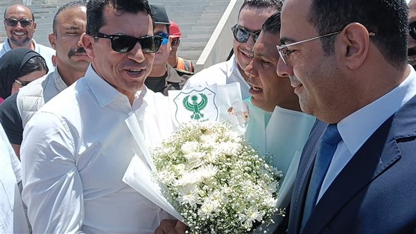 وزير الشباب والرياضة