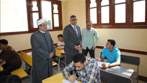 محافظ الجيزة خلال