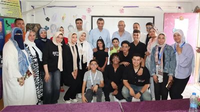 محافظ السويس يزور إدارة الموهوبين ويشيد بجهود اكتشاف وتنمية المواهب