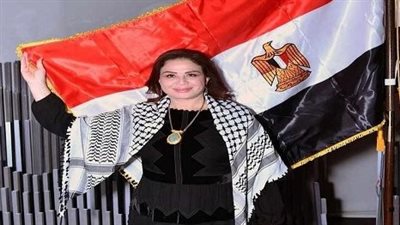 إلهام شاهين تُحيي ذكرى ثورة 30 يونيو: فيه اختلاف واضح في الطرق.. وإحنا لامسين الفرق اللي حاصل بالبلد