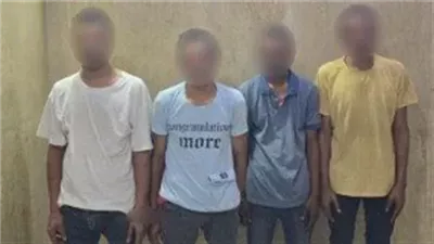 حبس المتهمين باحتجاز شخص والاعتداء عليه داخل مخبز بحلوان