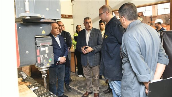 وزير الإنتاج الحربي