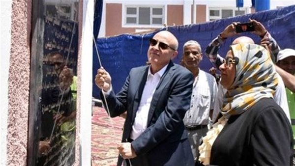 محافظ الأقصر يفتتح