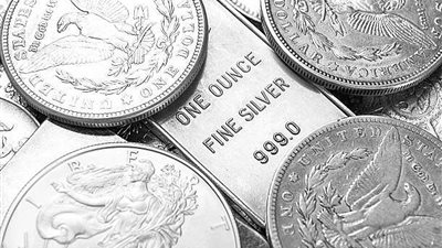 الجنيه الفضي يكتسب شعبية ويصبح الخيار الأبرز في الأسواق المصرية للهدايا