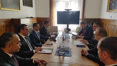 وزير الاستثمار: مصر مركز مثالي للإنتاج والتصدير للشركات التشيكية