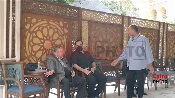 هشام إسماعيل