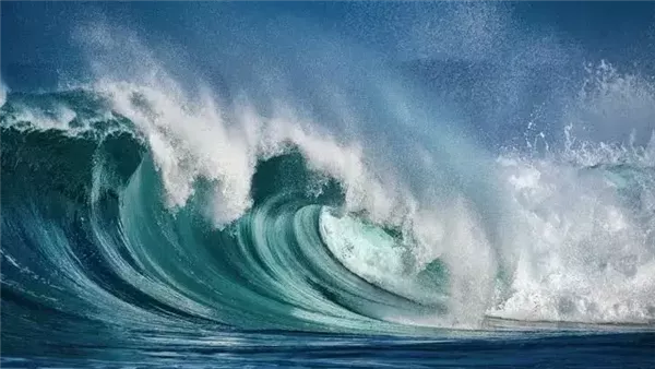 ارتفاع موج البحر