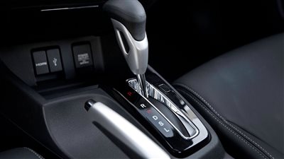 احذر.. أخطاء تدمر ناقل الحركة بسيارتك