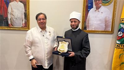 وزير الأوقاف يبحث التعاون في مجال الأدوية مع وزير الصحة الفلبيني 