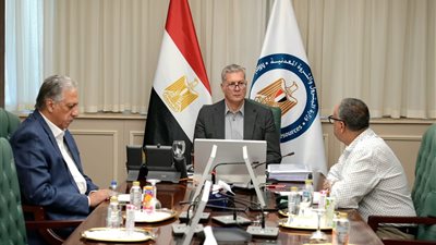 وزير البترول يتابع إجراءات العثور على المفقودين في حادث حفار جبل الزيت والتعامل مع تداعياته وفق خطط الطوارئ