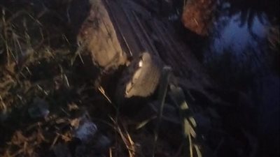 إصابة شخص في انقلاب سيارة ملاكي بأسيوط | صور