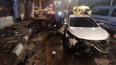 إصابة 5 أشخاص في حادث تصادم قرب مفارق جامعة أسيوط