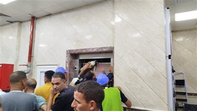 تفاصيل مصرع عاملة وإصابة أخرى إثر سقوط أسانسير داخل مصنع في شبرا الخيمة