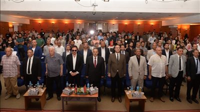 محافظ أسيوط: ختام المهرجان القومي للمسرح على أرض الصعيد حدث تاريخي يؤكد لا مركزية الثقافة