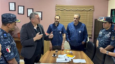 وزير البترول يكلف بتوسيع نطاق البحث الجوي والبحري عن المفقودين من طاقم حفار جبل الزيت