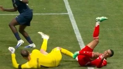 بكاء دوناروما.. جمال موسيالا يتعرض لـ إصابة صعبة خلال مباراة بايرن ميونخ وباريس سان جيرمان 