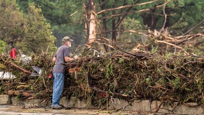 تكساس تغرق.. الحاكم يوسع إعلان الكارثة ويطلب تدخلًا فيدراليًا عاجلًا لمواجهة الفيضانات