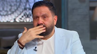 إدوارد: الدكتور قالي إن عندي كانسر في نص الكلى الشمال ولازم تتشال وبعدها جالي جلطة