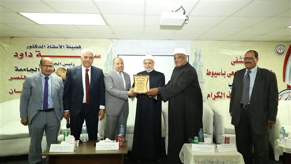 رئيس جامعة الأزهر