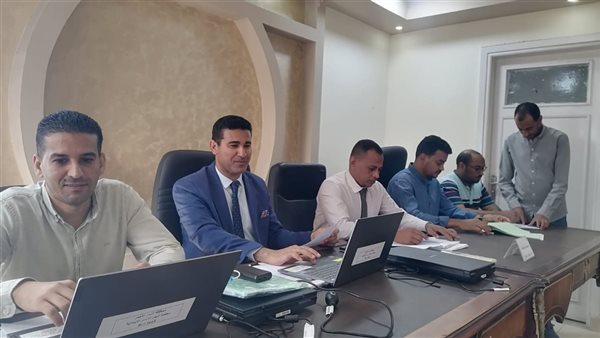 لجنة تلقى طلبات الترشح