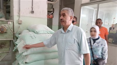 وكيل تموين الإسكندرية يتفقد مطاحن المدينة ويشدد على إنتاج دقيق عالي الجودة 