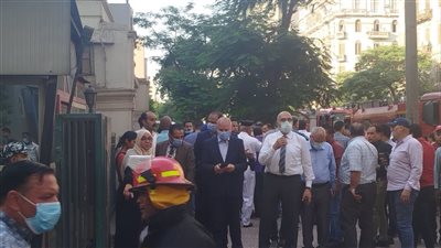 محافظ القاهرة يشرف على عمليات إطفاء حريق سنترال رمسيس لمنع امتداده للمباني المجاورة│صور