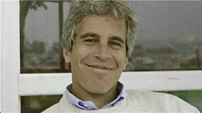 رجل فضائح أم جاسوس خفي.. هل كان جيفري إبستين أداة للموساد الإسرائيلي لتوريط السياسيين الأمريكيين؟