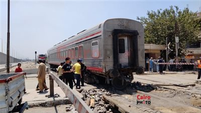اصطدام بين جراري قطار على خط مطروح دون إصابات.. ومصدر يكشف التفاصيل