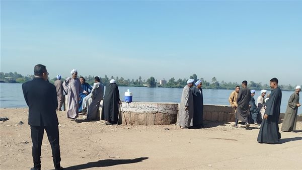 البحث عن ضحيتي غرق